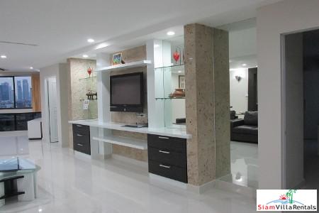 President Park View Tower | Large Three Bedroom Great for Families on Sukhumvit 24