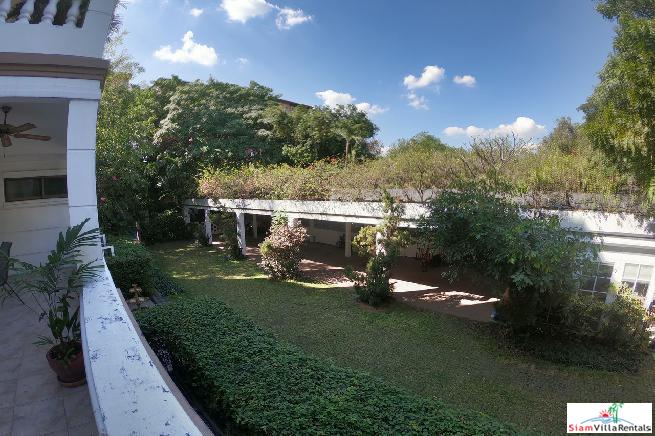 Navin Mansion | Boutique Apartment Block of only 8 Units in Tropical Grounds at Yan Nawa - Pets Allowed