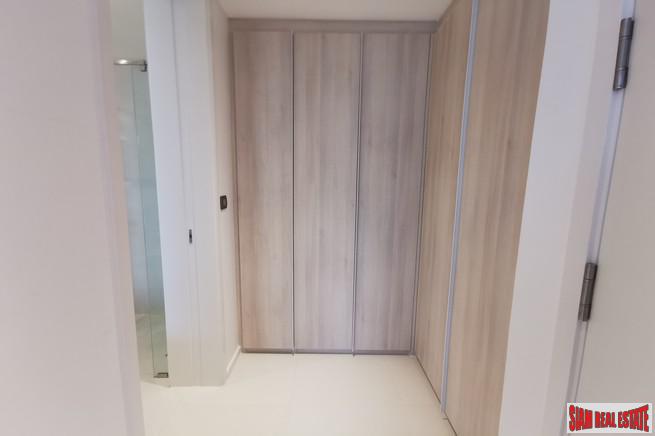 Circle Sukhumvit 11 | Newly Built Luxury High-Rise Condo at Sukhumit 11, BTS Nana - 2 Bed Unit - 15% Discount and Fully Furnished!